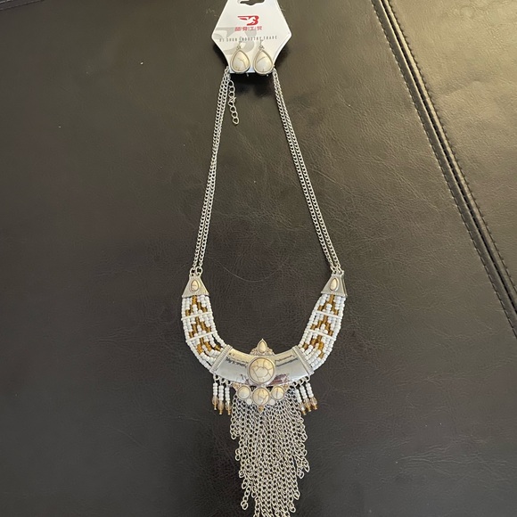 Necklace with earings - Picture 1 of 7